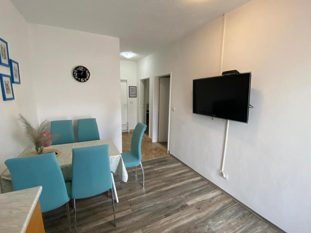Apartmani Juricev Vodice Phòng bức ảnh
