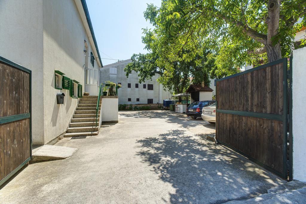 Apartmani Juricev Vodice Ngoại thất bức ảnh